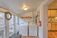 Cozy Lambertville Abode in the Heart of Downtown! - Wifi