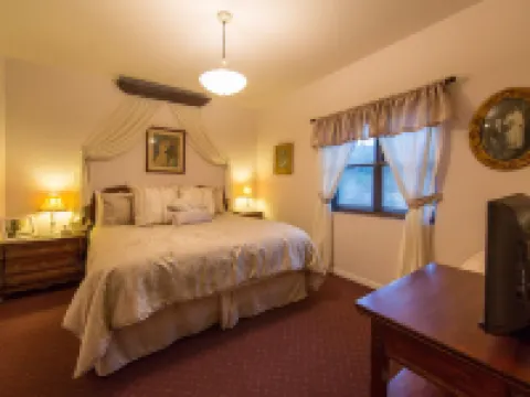 Boutique Retreat in Wine & Gold Country Hotels in Placerville