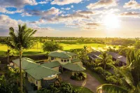 Grand Hawaiian Retreat–Volcano & Golf Course Views, Beach Club, Pool, Golf Carts