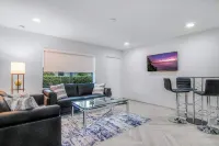 Delray Beach Getaway Minutes to Beach & More!