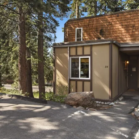 Tahoe City Getaway Minutes From Lake and Activities