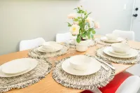 Sky Walk at the Hillside / 3Br Suite Near NYC and Newark Airport Sleeps 8