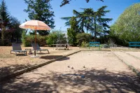 Best Western Saint-Etienne Porte du Forez فنادق في Saint-Galmier