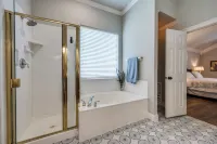 Charming house in wonderful Flower Mound with AC