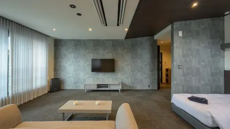 Ryokan Meiji Отели рядом со станцией JR Ryuo station