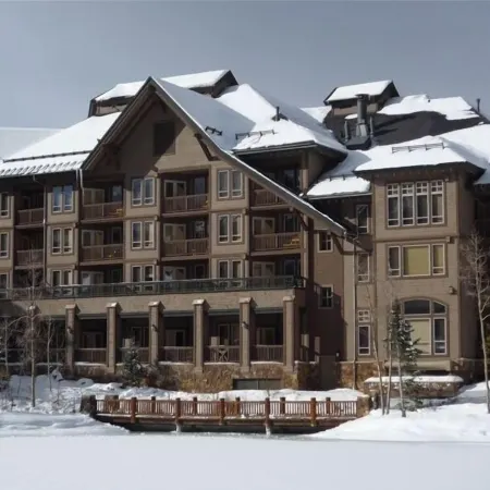Platinum Luxury Condo