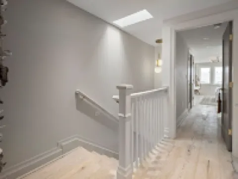 Casablanca-Luxury Retreat/2 Kings/Steps to Beach/PetFriendly Hotels in Salisbury