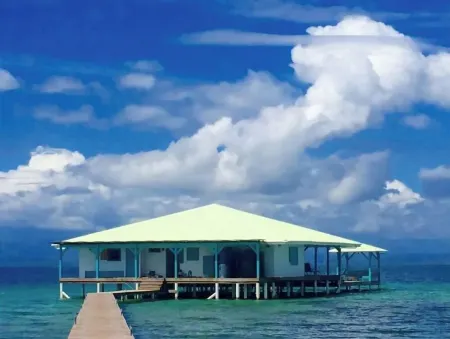 Casa Clearwater... Your Caribbean Dream Отели рядом с достопримечательностью «Бока-дель-Драго»