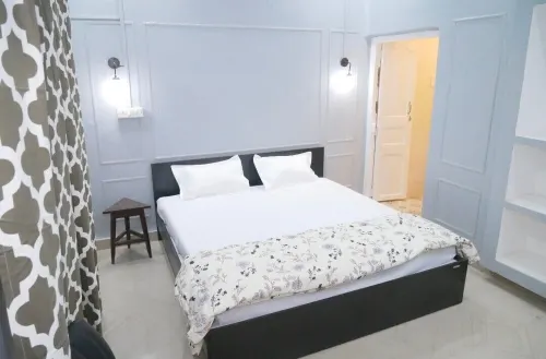 JANKI KUNJ 3-Room Vintage Home Stay at Central Location in Varanasi