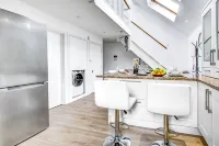 Wimbledon/Discount/Close to AELTC&Station/En-Suite Hotels in Wimbledon