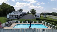 Hillside - Pools
