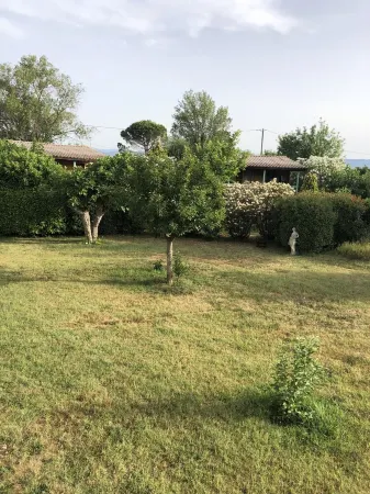 Quiet chalet 10 minutes from the beach