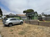 Cambria Cute Cottage with Private Deck