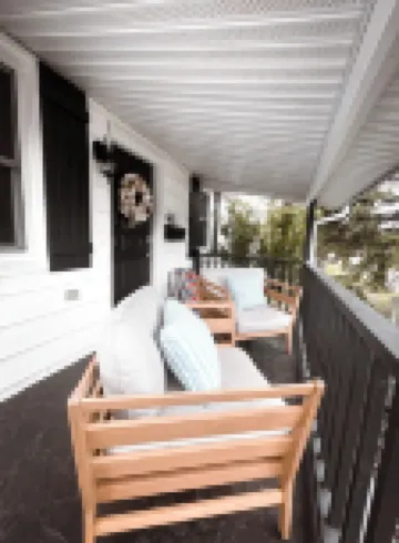 2 BATHROOM Executive Cottage with Office
