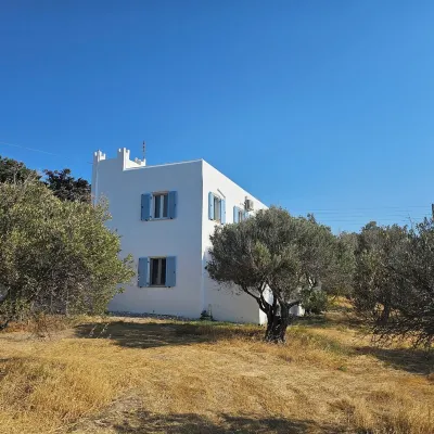 Blue & White View- Blue Villa