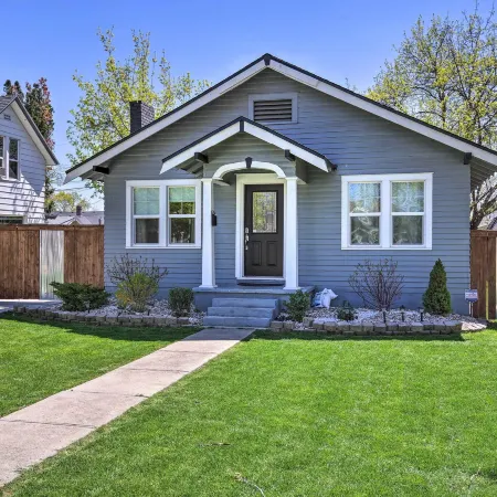 Charming Home in Downtown Nampa w/ Patio + Yard!