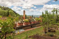Melachecca:Tuscan chianti villa, private park 2 apt love views