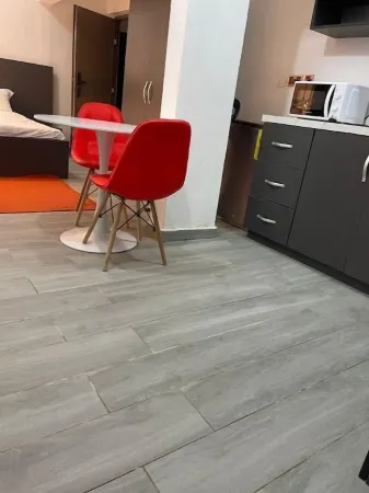 Aspen Studio (Tema Community 8)