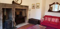 Cosy Cottage In grounds of Old Monastery - easy access  Loch Lomond and Glasgow Hotels in Dumbarton