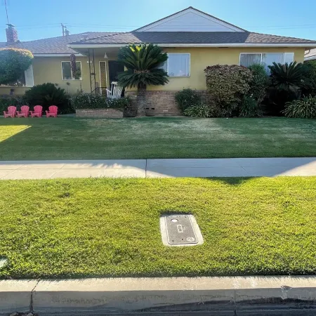 Beautiful family home in Fresno close to freeway and centrally located!