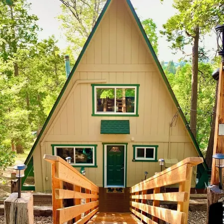 Mountain modern A-Frame near Lake Arrowhead. Just remodeled! 2 units for 1 price