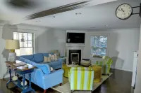 Coastal Maine Retreat Steps from Beach - Sleeps 8 Comfortably