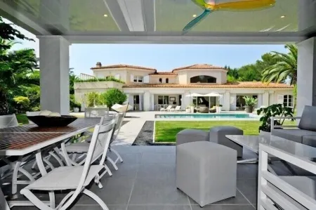 Prestige villa Mougins sleeps 8