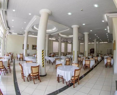 Imperador Hotel Отели в г. Посус-ди-Калдас