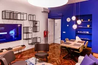 Modern & Comfortable Apartment in the City Center