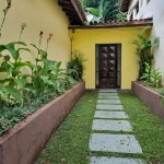 HOUSE ON THE BEACH WITH LOTS OF GREEN Hotels in Praia de Itamambuca