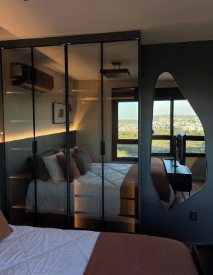 The Loft, Style and Comfort with Parque Una Garage