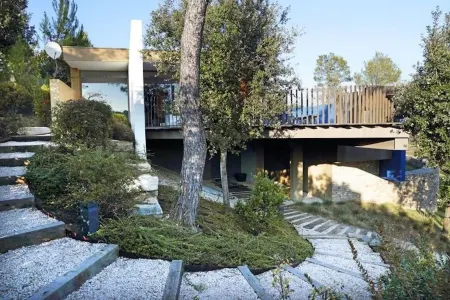 Sublime modern luxury villa