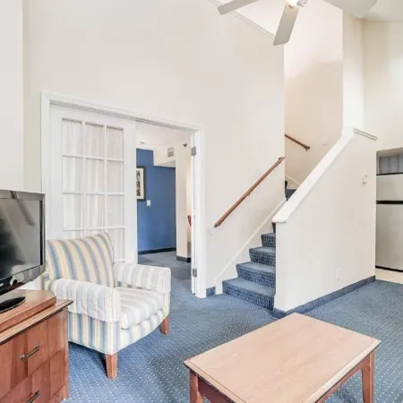 Doral Inn & Suites Miami Airport West