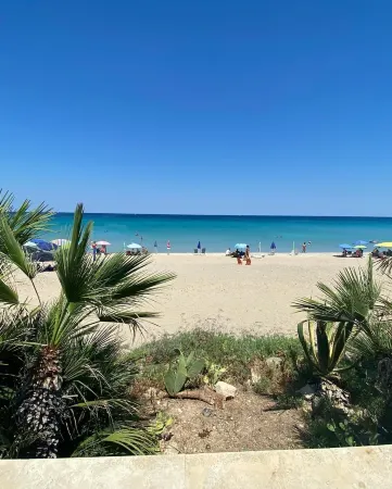 The House on the Beach: Dimora Elma