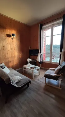 Residence du lac Отели в г. Баньоль-де-Л'Орн