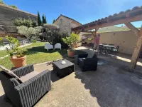 MAS EN PROVENCE Hotels in Noves