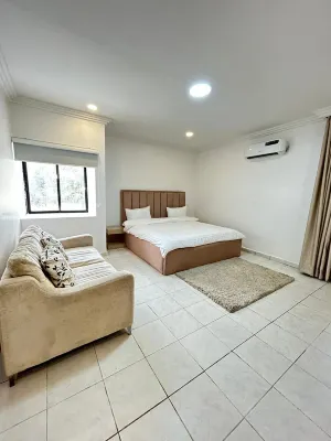 Charming 3-bedroom house with AC, fitness room in wonderful Maitama, Abuja.