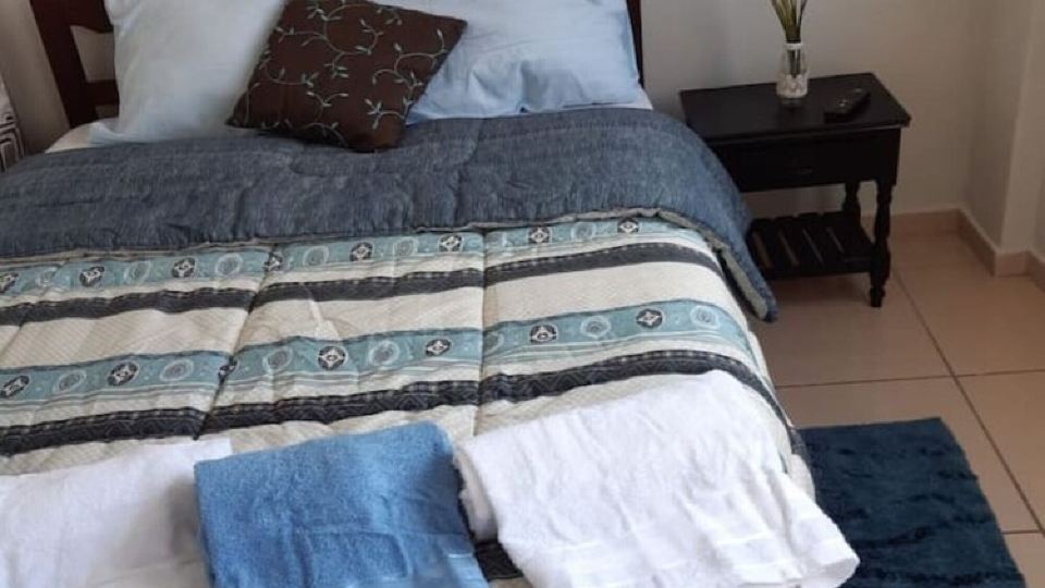 Cheap and comfortable. App 104