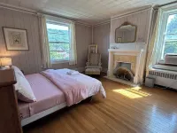 NEW ON VRBO Mountain view Grand 6BR 3BA Large Home in LaVale, 15min to Rocky Gap