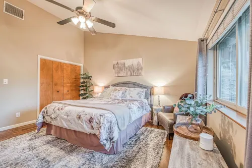 ♥︎Hot tub♥︎ Eastwood Escape - Yosemite Retreat