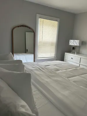 Modern 1-Bedroom Retreat Just Steps from Historic Route 66 with new appliances.