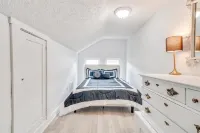 Charming Downtown Harrison Home Hotels in Harrison