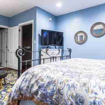 Charming 3-bedroom cottage in Oakleigh Historical District in downtown Mobile Rooms