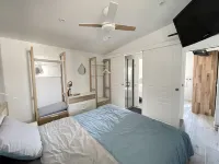 Charmante Villa Avec Piscine au Coeur de la Plus Grande Marina D'europe