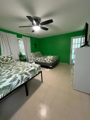 Charming 2-bedroom Apartment with Jacuzzi, AC, WiFi in Monte Grande Các khách sạn ở Bajura