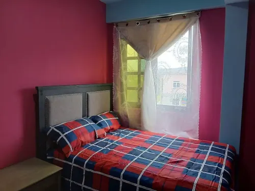 Cozy Luxe Home - Convenient, Quiet Ground Level Supermarket