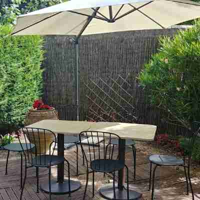 Charming Studio in Nyons Hotel Exterior