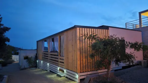 Ahoi House 17 Hotels in Pakostane