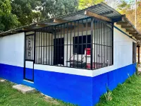 Cozy 2-bedroom house, WiFi, AC in Playa Pajaros, minutes away from MANY beaches! Hotels in der Nähe von Playa Naranjo