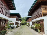 2-Suite Villa, 200 Meters from Quiet Beach, Fast Internet, Pool, Parking Hotels in Bejuco